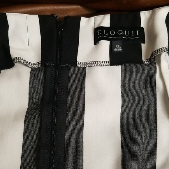 Black and White Striped Skirt - Picture 2 of 2